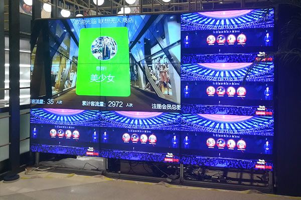 為什么55寸拼接屏更受到客戶歡迎？