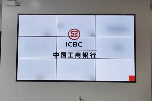 找一個好的拼接屏廠家，應(yīng)該參考哪些方面