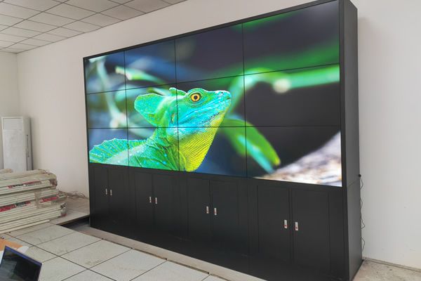 拼接屏是怎么做到4K、6K、8K…顯示的？大分辨顯示解決方案